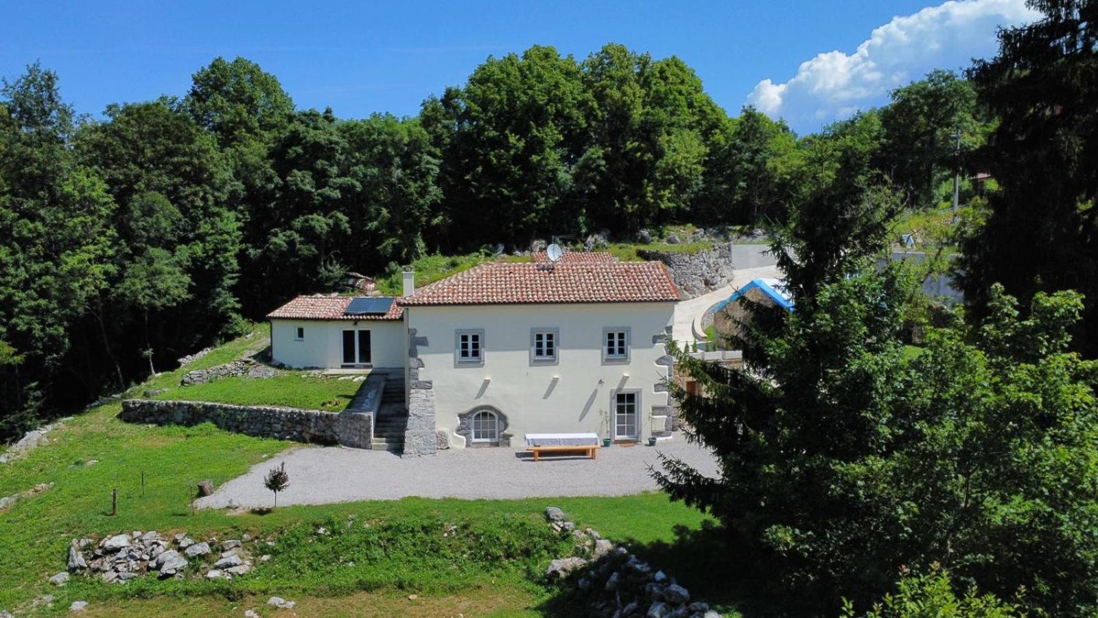 Villa Stancija Kavali Stone House, Zvoneca-奥帕提亚 外观 照片