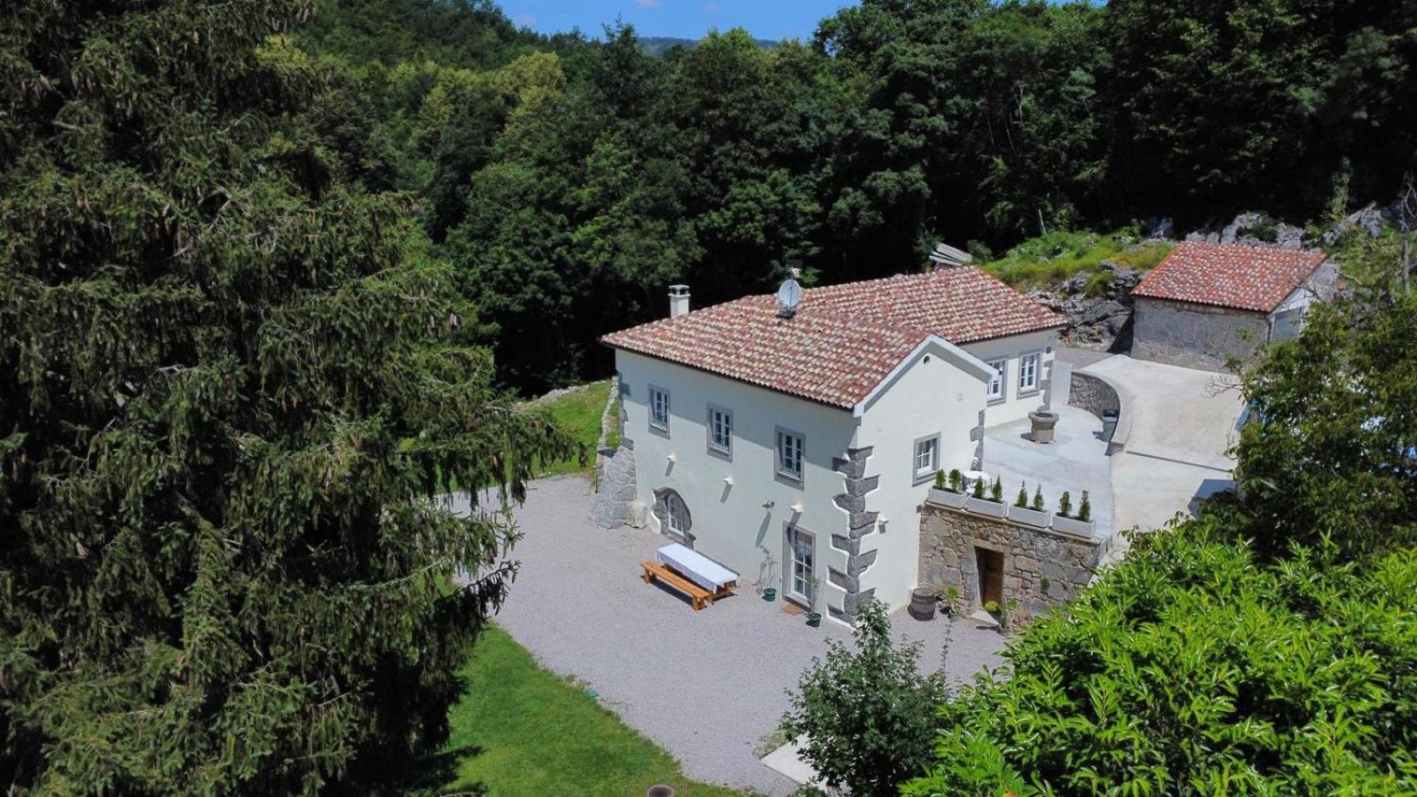 Villa Stancija Kavali Stone House, Zvoneca-奥帕提亚 外观 照片